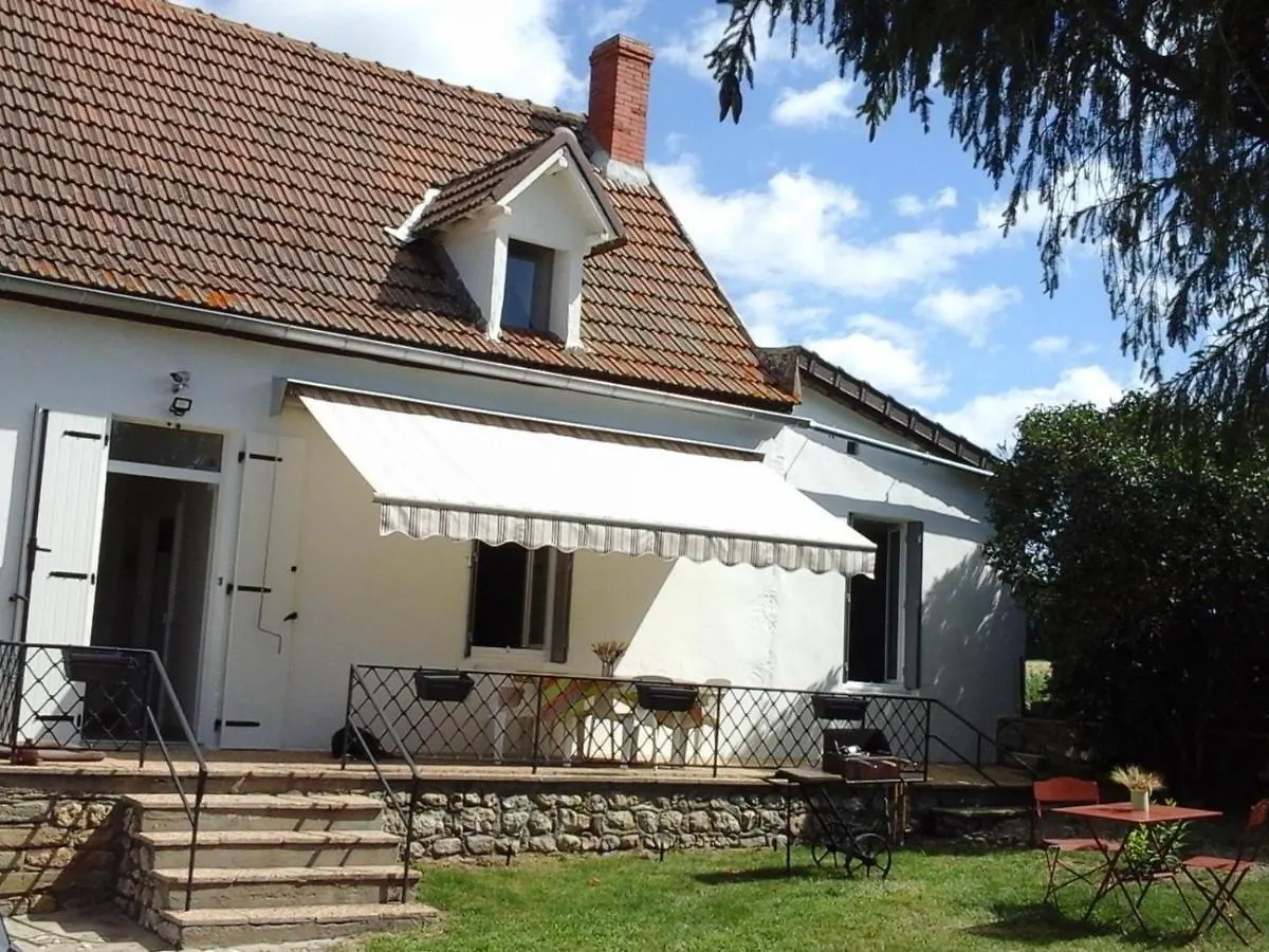 Maison De Ferme Renovee Avec Terrasse, Jardin Et Equipements Modernes A Taxat-Senat - Fr-1-489-363