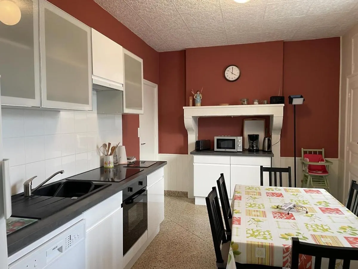 Holiday home Maison De Ferme Renovee Avec Terrasse, Jardin Et Equipements Modernes A Taxat-Senat - Fr-1-489-363