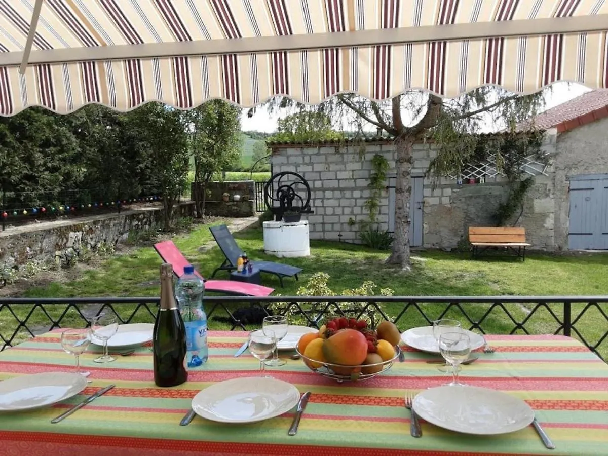 Maison De Ferme Renovee Avec Terrasse, Jardin Et Equipements Modernes A Taxat-Senat - Fr-1-489-363 0*,